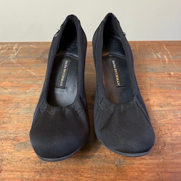 Dana Buchman Marant Black Kitten Heel Pump SZ 7 Stretch Sock Fabric Patent - Picture 1 of 11